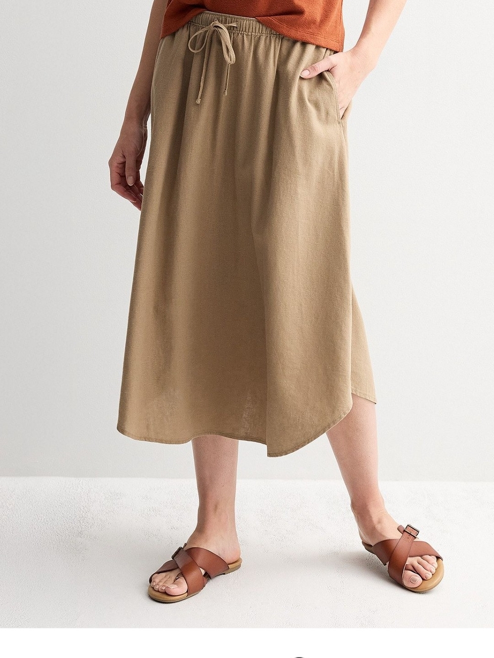 Drawstring Midi Skirt in Tan Size S